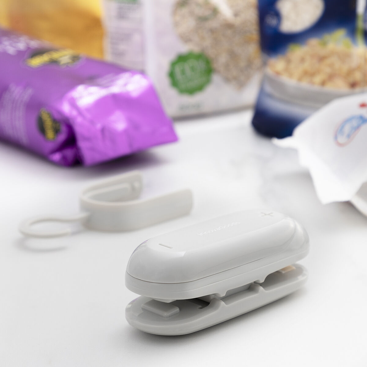 Selador de Sacos com Cortador e Gancho Baseyl InnovaGoods 9 V0103602_8